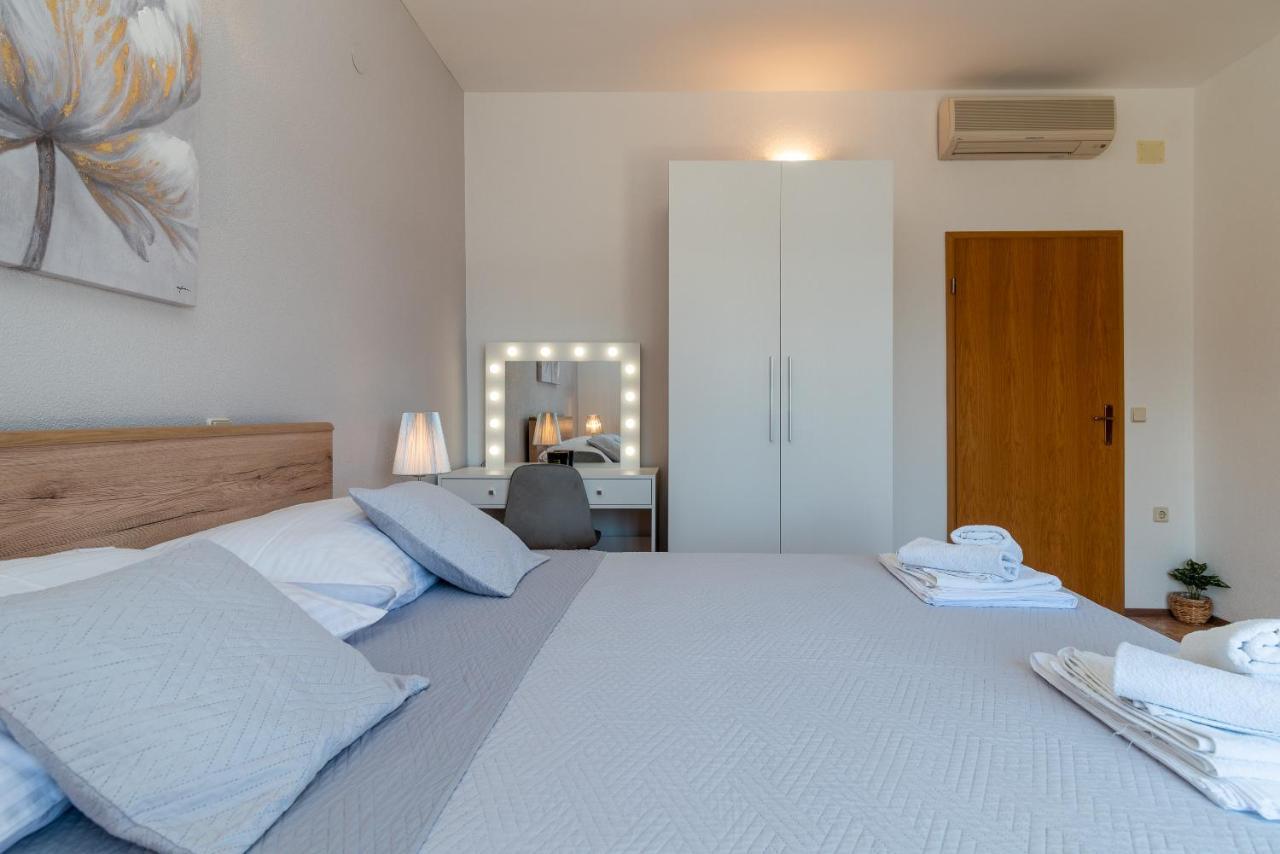 Apartments Villa Magdalena Трогир Экстерьер фото